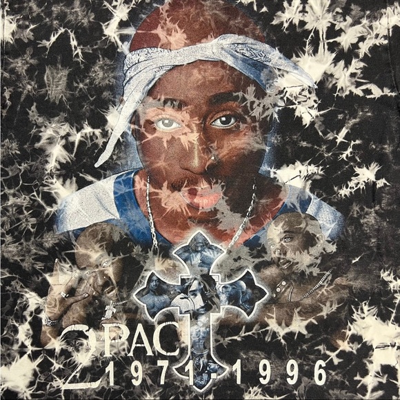 💎ViNTaGe 💎00’s AuTHeNTiC 💯 RiP TuPaC 🕊️ MeMoRiaL T-shirt 👕 - Picture 3 of 4